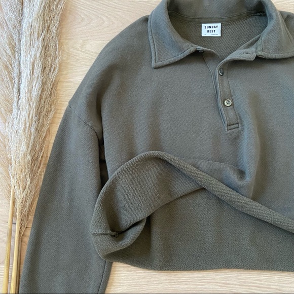 Sunday Best Cropped Fleece Polo Sweater - Picture 5 of 7